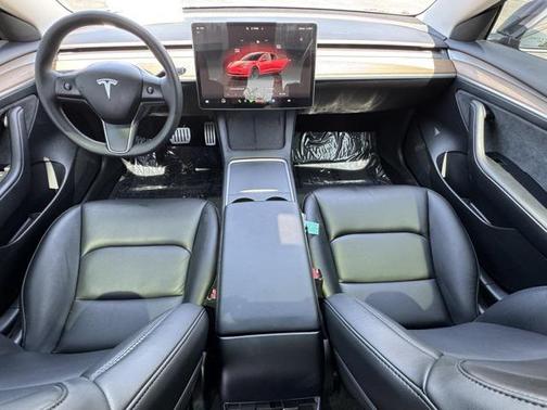 2023 Tesla Model 3 Performance