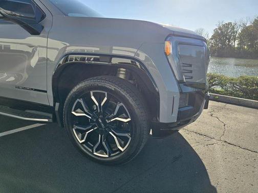 2024 GMC Sierra EV Denali Edition 1