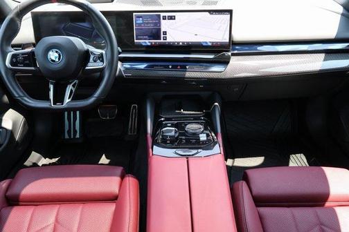 2024 BMW i5 M60