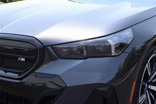 2024 BMW i5 M60