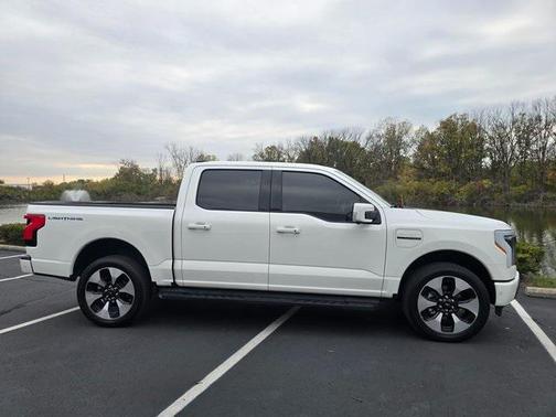 2023 Ford F-150 Lightning Platinum