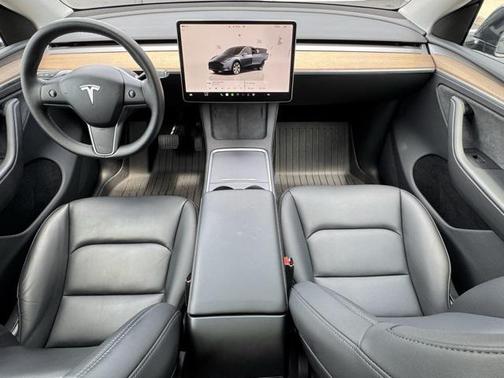 2024 Tesla Model Y Long Range Dual Motor All-Wheel Drive