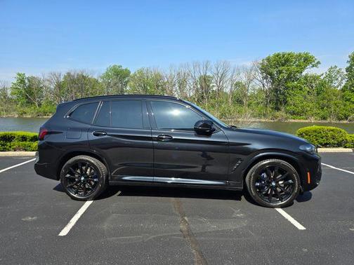 Black Sapphire Metallic 2023 BMW X3 M40i