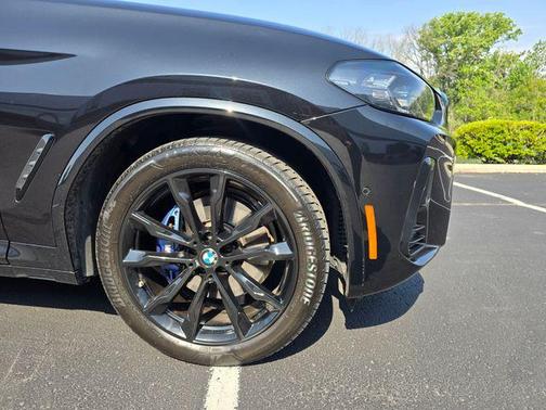 Black Sapphire Metallic 2023 BMW X3 M40i