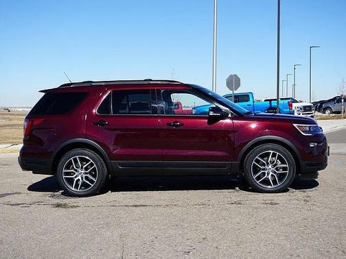 2018 Ford Explorer Sport