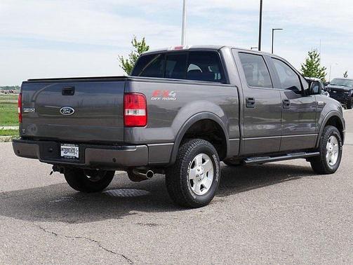 2005 Ford F-150 XLT SuperCrew