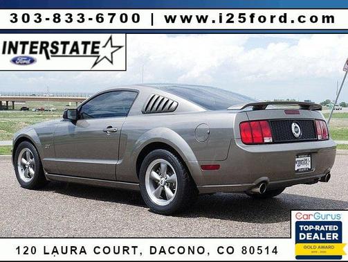 2005 Ford Mustang GT Premium