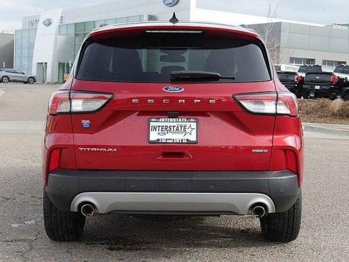 2020 Ford Escape Titanium