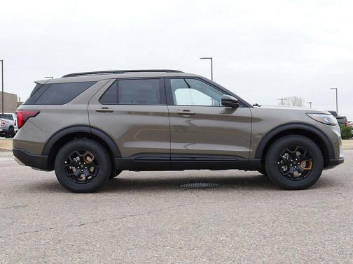 Marsh Gray 2026 Ford Explorer Tremor