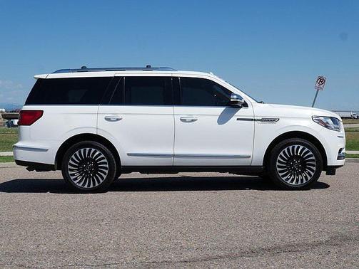 2020 Lincoln Navigator Black Label