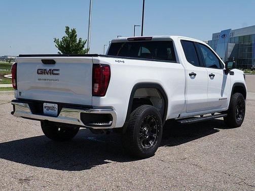 2023 GMC Sierra 1500 Pro