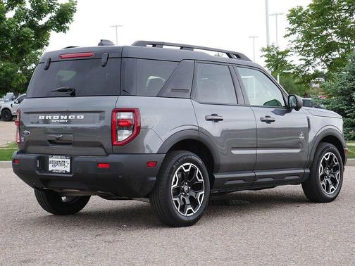 CARBONIZED GRAY METALLIC 2025 Ford Bronco Sport Outer Banks