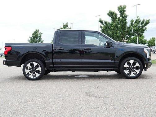 2025 Ford F-150 Lightning Platinum