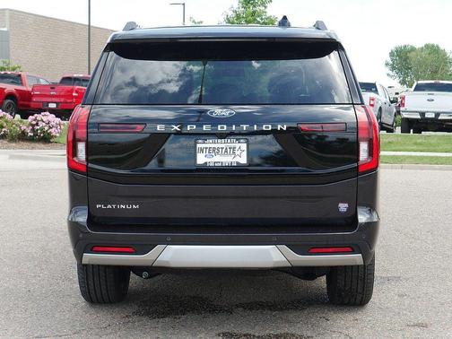DARK MATTER GRAY METALLIC 2026 Ford Expedition Platinum