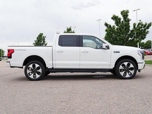 2025 Ford F-150 Lightning Platinum