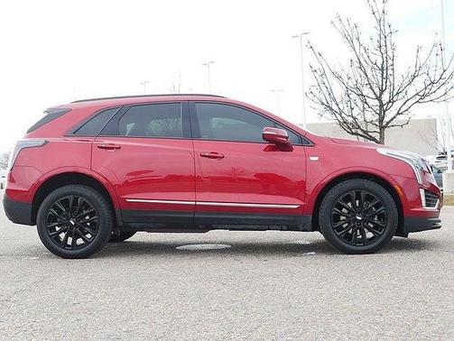 2021 Cadillac XT5 Sport