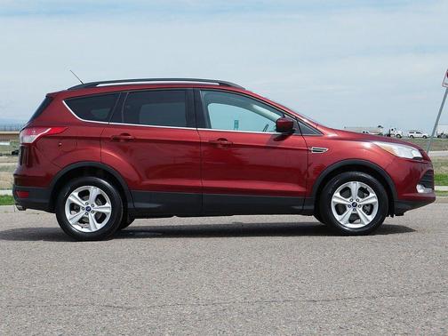 SUNSET METALLIC 2014 Ford Escape SE