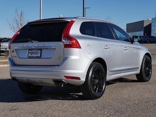 2015 Volvo XC60 T5 Premier