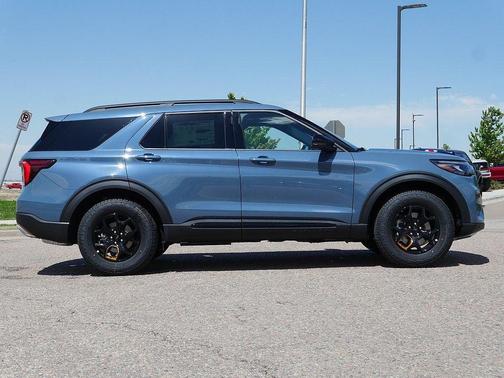 VAPOR BLUE 2026 Ford Explorer Tremor
