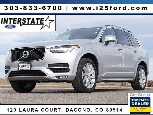 2016 Volvo XC90 T6 Momentum