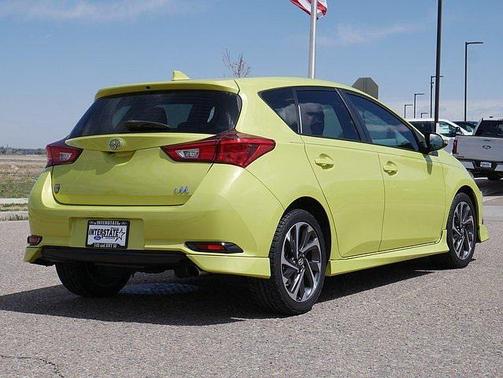 2016 Scion iM Base (CVT)