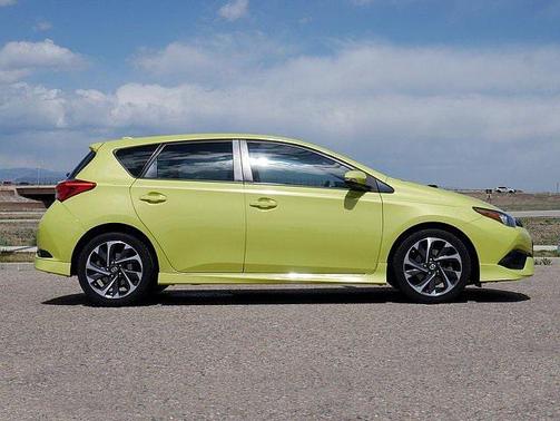 2016 Scion iM Base (CVT)
