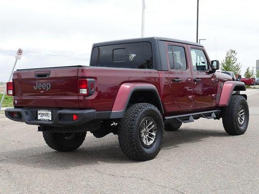 Snazzberry Pearlcoat 2021 Jeep Gladiator 80th Anniversary 4x4