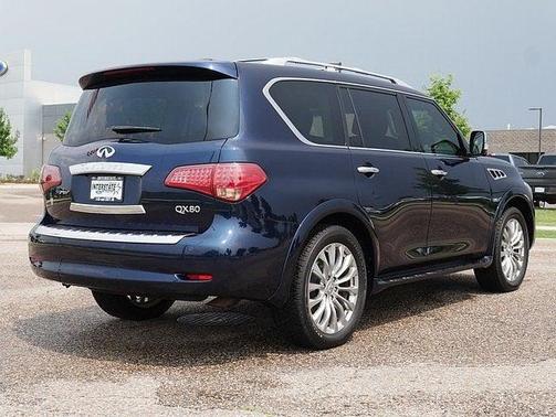 2016 INFINITI QX80 Base