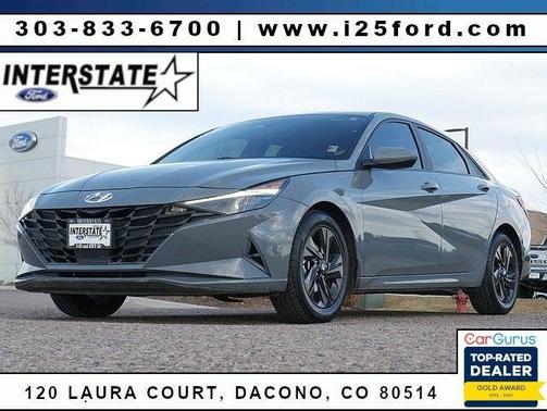 2022 Hyundai ELANTRA SEL