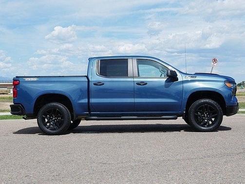 2024 Chevrolet Silverado 1500 Custom Trail Boss