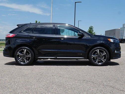2023 Ford Edge ST