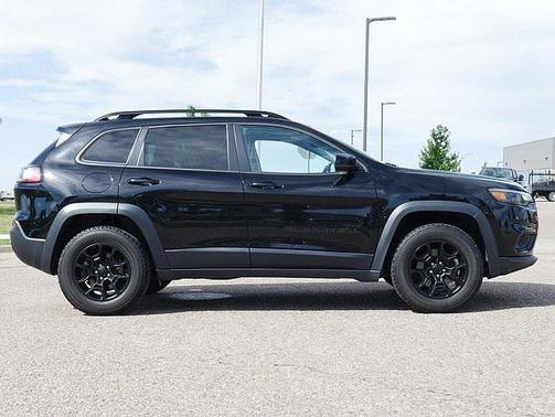 2022 Jeep Cherokee X 4x4