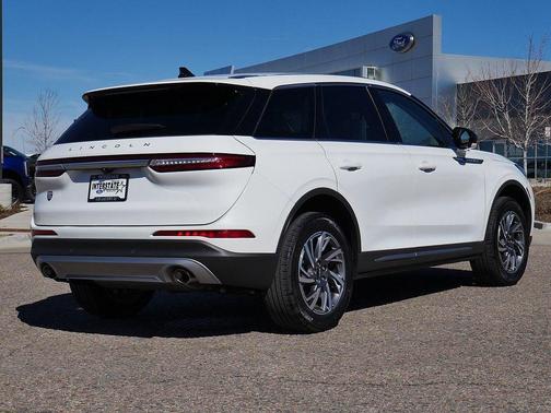 2023 Lincoln Corsair Standard