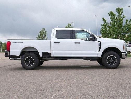 2025 Ford F-350 XLT
