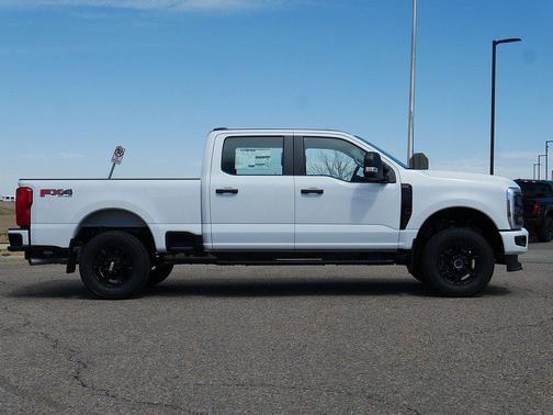 OXFORD WHITE 2026 Ford F-250 XL