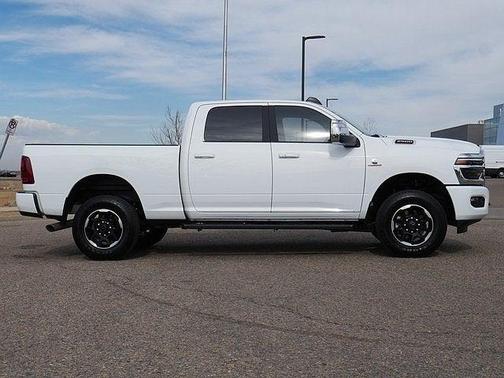 2025 RAM 2500 Laramie Crew Cab 4x4 6'4' Box