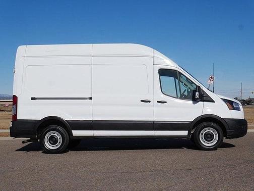 2022 Ford Transit-250 Base