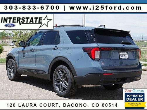 2025 Ford Explorer ST-Line