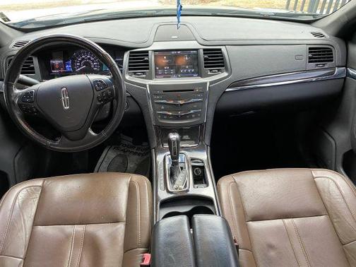 2015 Lincoln MKS Base