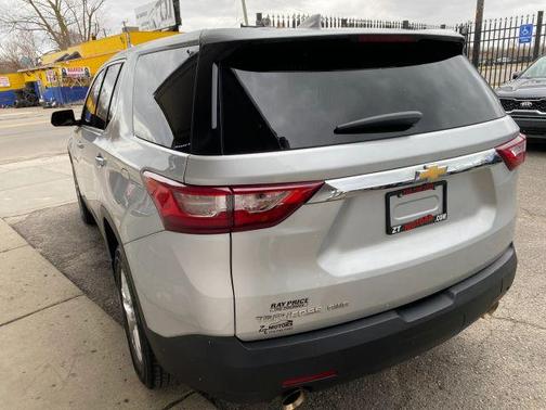 2018 Chevrolet Traverse LS