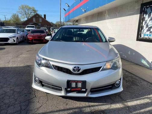 2014 Toyota Camry SE