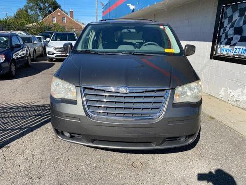 2010 Chrysler Town & Country Touring
