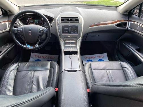 2016 Lincoln MKZ Base