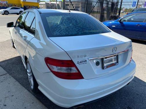 2010 Mercedes-Benz C-Class C 300 4MATIC Luxury
