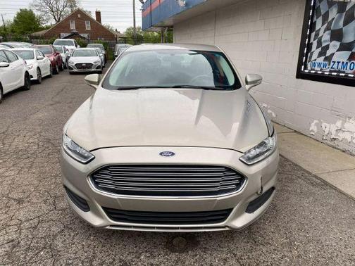 2015 Ford Fusion SE