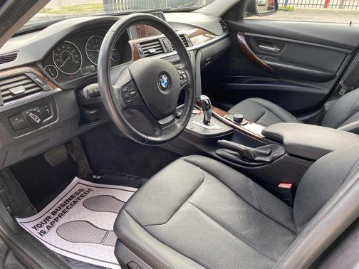 2013 BMW 328 i
