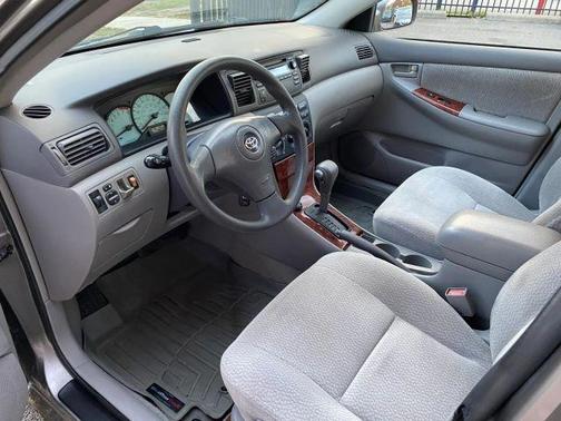 2003 Toyota Corolla LE
