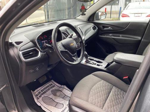 Gray 2018 Chevrolet Equinox 1LT