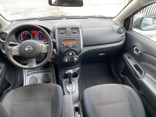 2013 Nissan Versa 1.6 SV