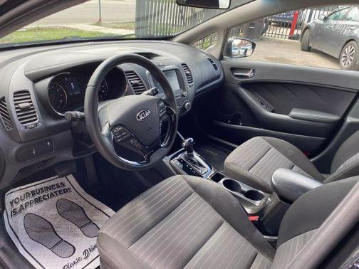 2017 Kia Forte S